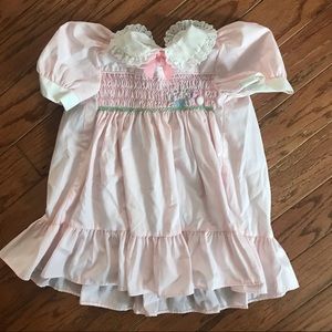 Vintage ruffled pink smocked top dress w/ collar
